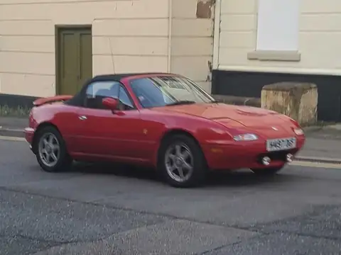 Mazda MX-5 (1990) spotted in Redditch, United Kingdom