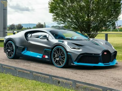Bugatti Divo (2019) spotted in Berlin, Germany