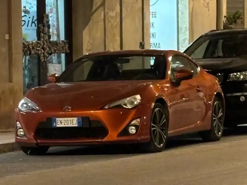 Toyota 86 (2016) spotted in Modica, Italy