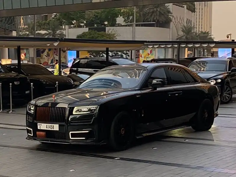 Rolls-Royce Cullinan (2021) spotted in Dubai, United Arab Emirates