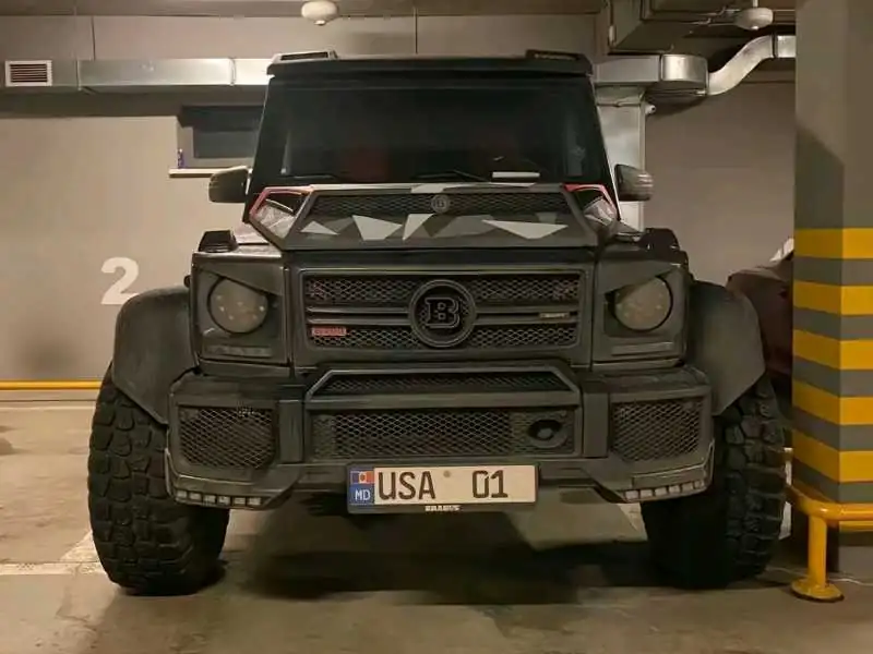 Mercedes-Benz G-Class Brabus (2020) spotted in Paris, France