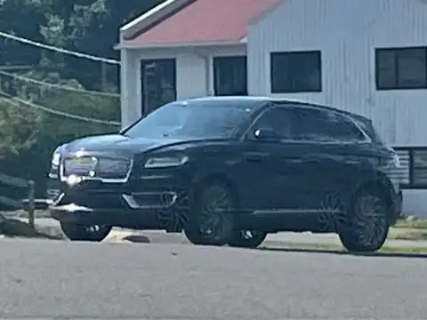 Lincoln Aviator (2020) spotted in Granby, Canada