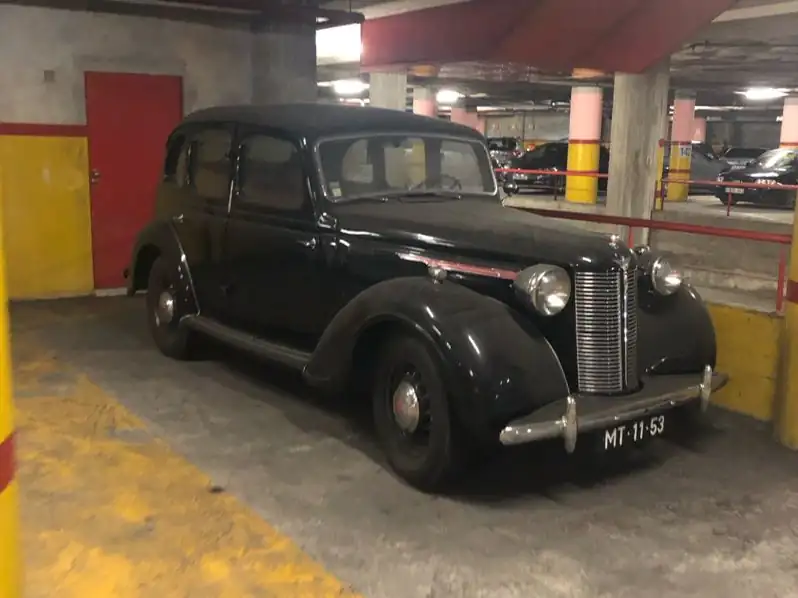 Holden FJ (1948) spotted in Porto, Portugal