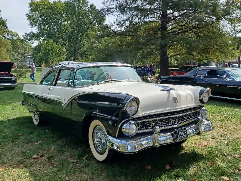 Ford Crown Victoria (1955) spotted in Lawrence, United States