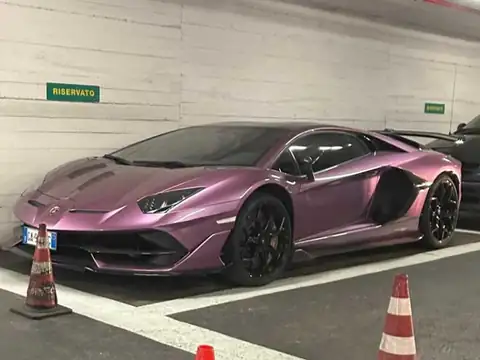Lamborghini Aventador spotted in Bellosguardo