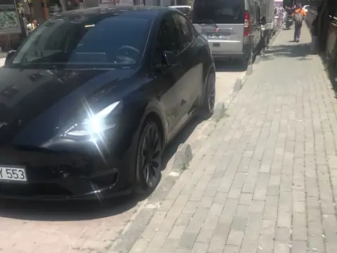 Tesla Model Y spotted in Istanbul
