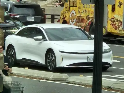 Lucid Air (2022) spotted in Washington, United States