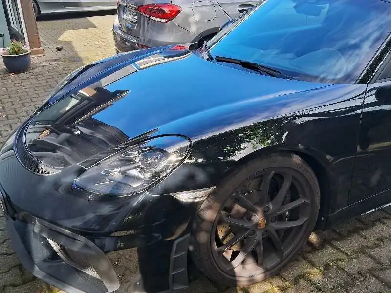 Porsche Cayman GT4 spotted in Wuppertal