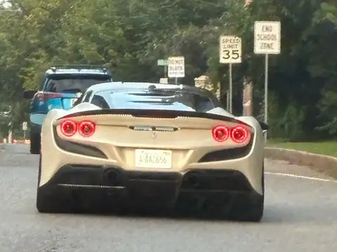 Ferrari LaFerrari (2015) spotted in Baltimore, United States