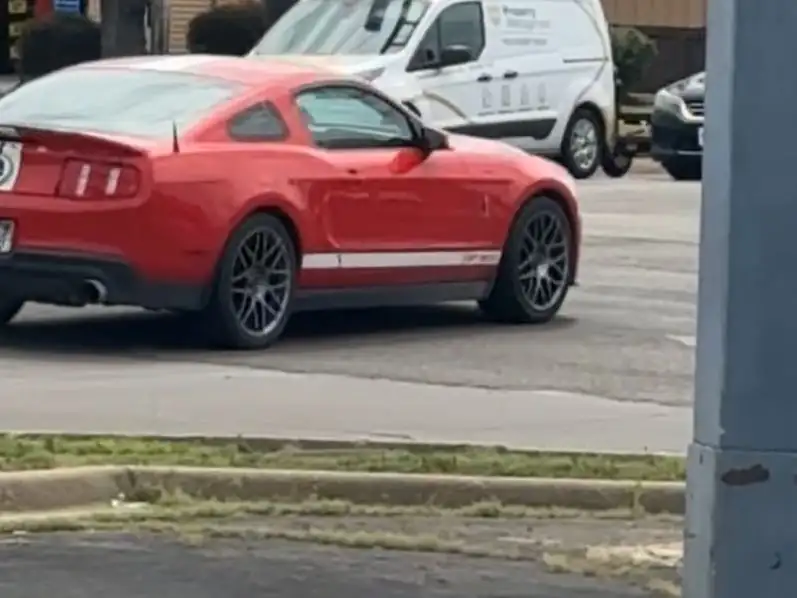 Ford Mustang Shelby GT500 (2013) spotted in Topeka, United States