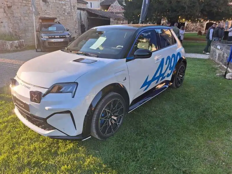 Alpine A290 (2023) spotted in Châteauroux, France
