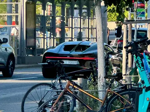 Bugatti Chiron (2018) spotted in Zürich, Switzerland