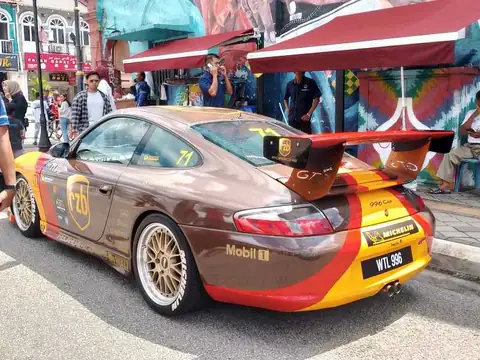 Porsche 996 GT3 (1999) spotted in Kuantan, Malaysia