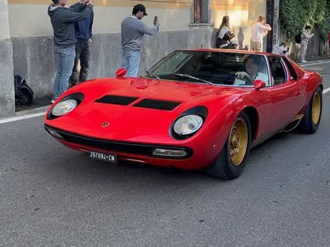 Lamborghini Miura (1966) spotted in Como, Italy