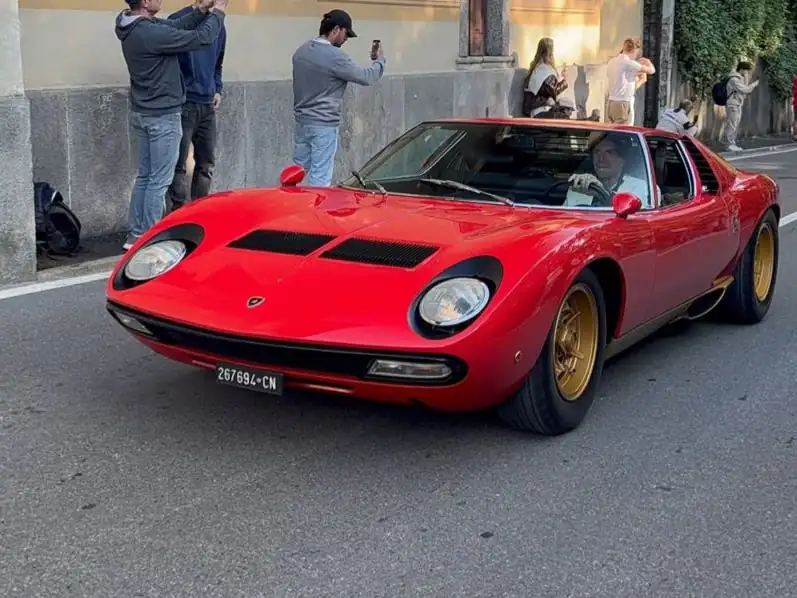 Lamborghini Miura spotted in Como