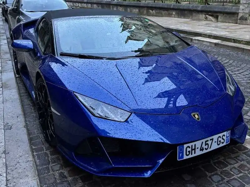 Lamborghini Huracán spotted in Troyes