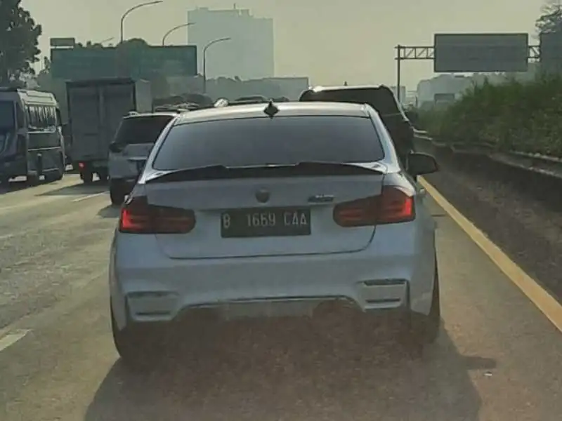 BMW M3 (2024) spotted in Pasirmalati, Indonesia