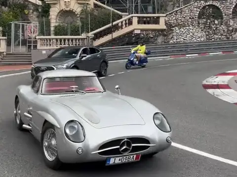 Mercedes-Benz 300 SLR spotted in Monaco