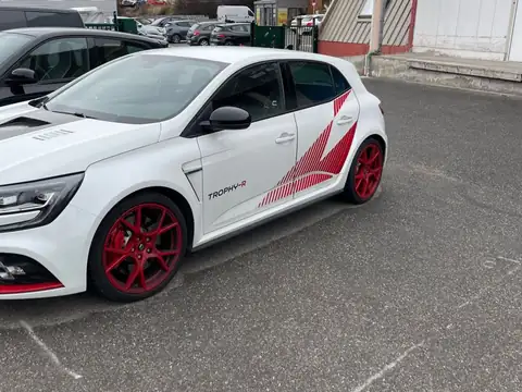 Renault Megane (2018) spotted in Embrun, France