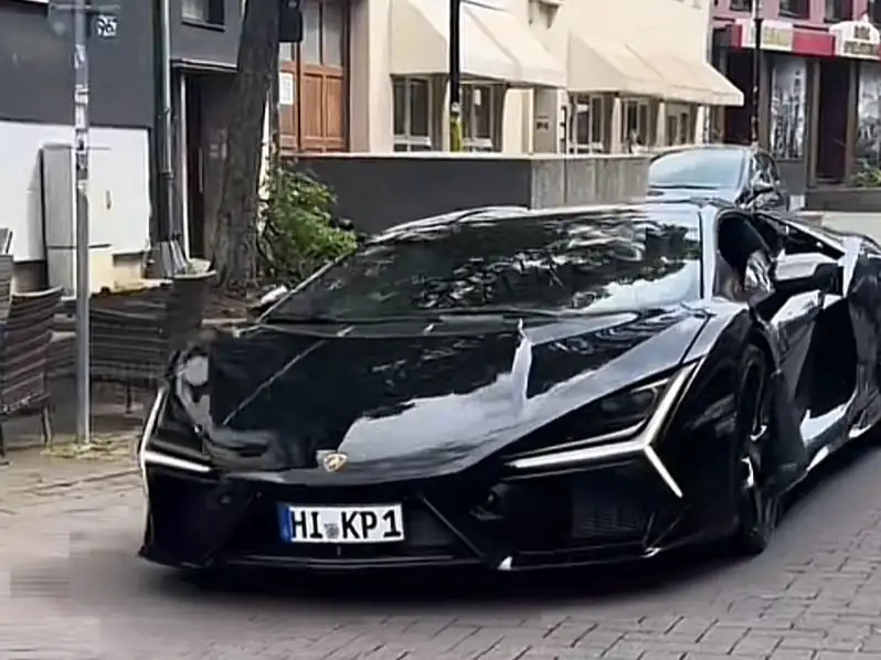Lamborghini Sian (2020) spotted in Hildesheim, Germany