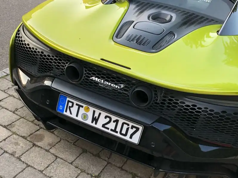 McLaren Artura spotted in Reutlingen