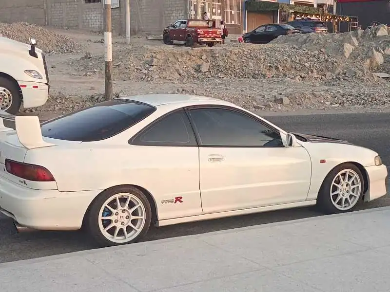 Honda Integra Type R (2001) spotted in Ilo, Peru