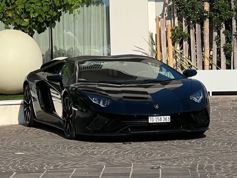 Lamborghini Aventador (2021) spotted in Salò, Italy