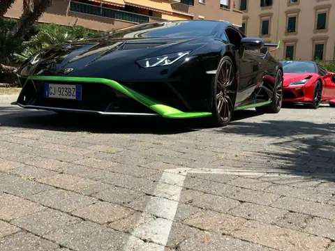 Lamborghini Huracán Performante spotted in Livorno