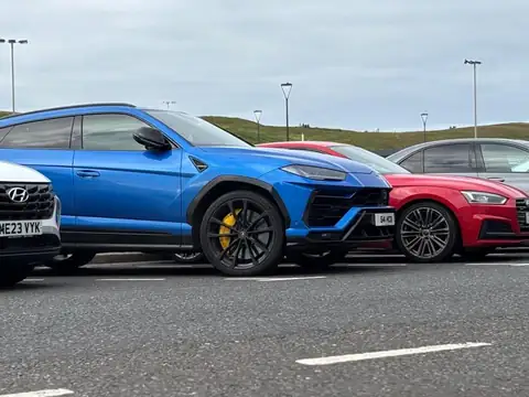 Lamborghini Urus (2023) spotted in Coleraine, United Kingdom