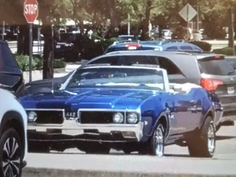 Oldsmobile Cutlass 442 (1970) spotted in Howard, United States