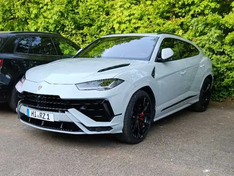Lamborghini Urus spotted in Hildesheim