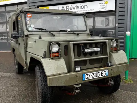 Kraus M02 (1990) spotted in Saint-Quentin-en-Yvelines, France