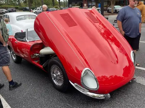 Jaguar E-Type (1961) spotted in South Fulton, United States