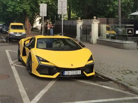 Lamborghini Revuelto (2023) spotted in Bydgoszcz, Poland