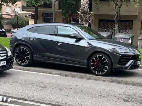 Lamborghini Urus (2023) spotted in Murcia, Spain