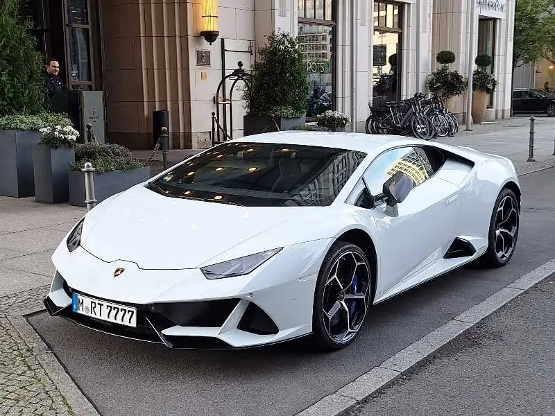 Lamborghini Huracán spotted in Berlin