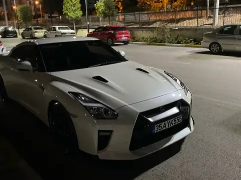 Nissan GT-R spotted in Balıkesir