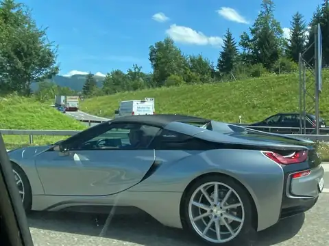 BMW i8 Roadster (2018) spotted in Luzern, Switzerland