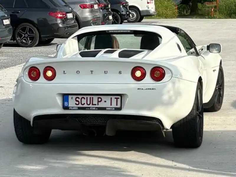 Lotus Elise (2015) spotted in Genk, Belgium