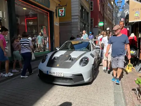 Porsche 911 GT3 RS spotted in Stockholm