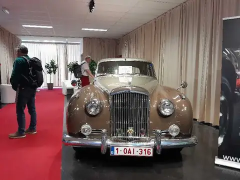 Bentley S1 (1955) spotted in Namur, Belgium