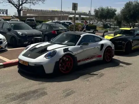 Porsche 911 GT2 RS (2021) spotted in Tel Aviv, Israel