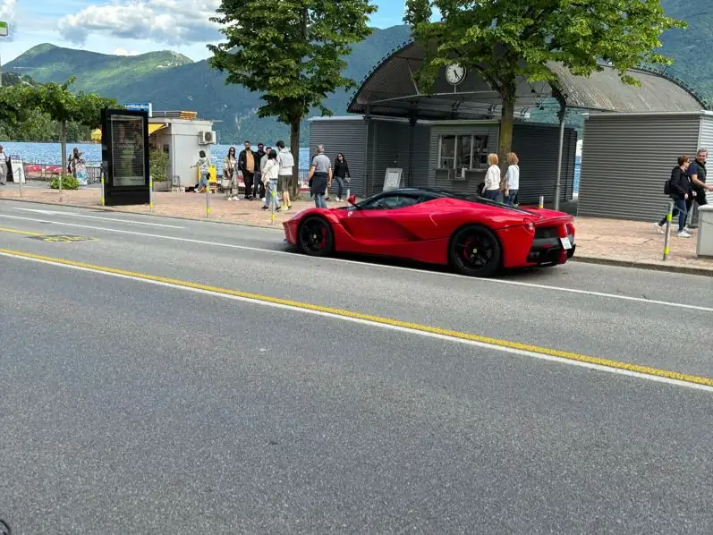 Ferrari LaFerrari spotted in Lugano