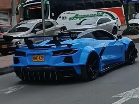 Chevrolet Corvette (2023) spotted in Zipaquirá, Colombia