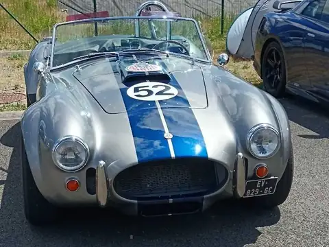 Shelby Cobra (1965) spotted in Fontenay-le-Comte, France