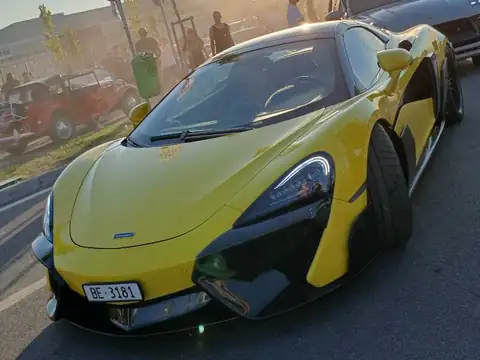 McLaren 650S (2014) spotted in Pristina, Kosovo