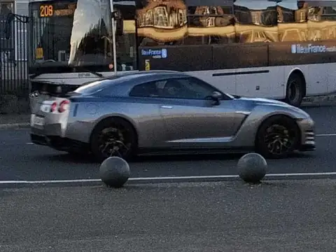 Nissan GT-R spotted in Fontainebleau