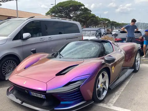 Ferrari SF90 Stradale (2020) spotted in Fréjus, France
