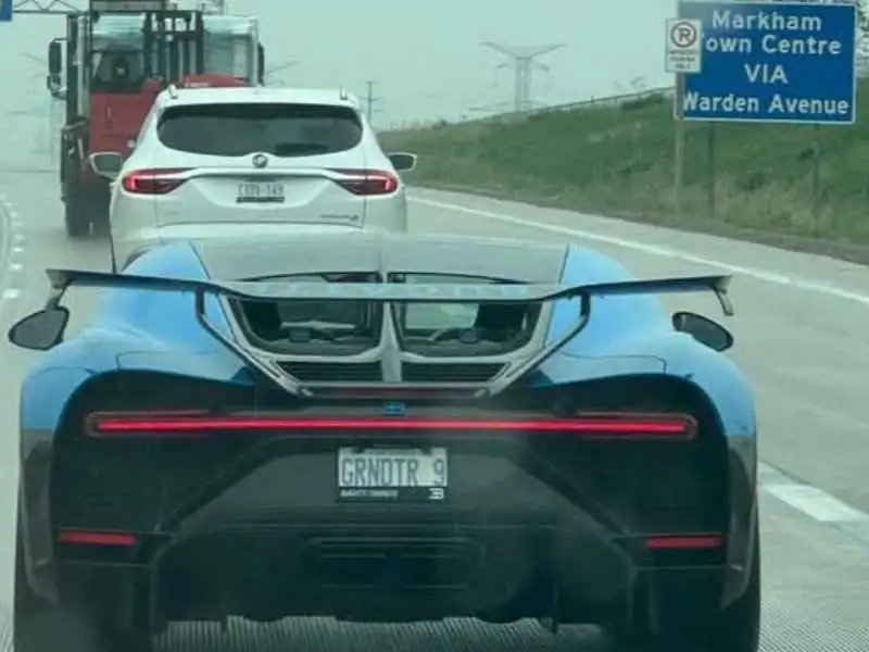 Bugatti Chiron (2022) spotted in Toronto, Canada