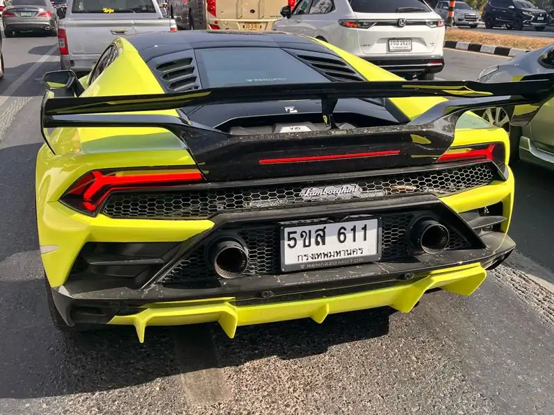 Lamborghini Huracán (2021) spotted in Phuket, Thailand